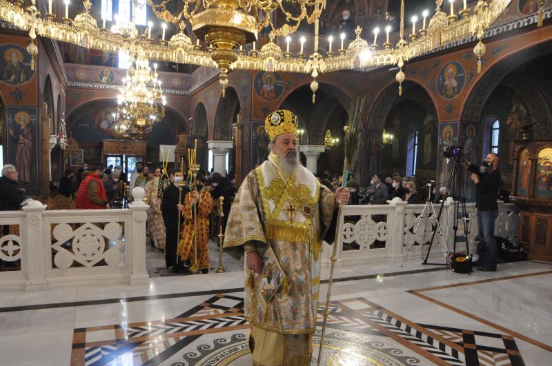 Ἡ Κυριακή τῶν Βαΐων καί ἡ ἀκολουθία τοῦ Νυμφίου στόν ἱερό Μητροπολιτικό Ναό Δράμας.